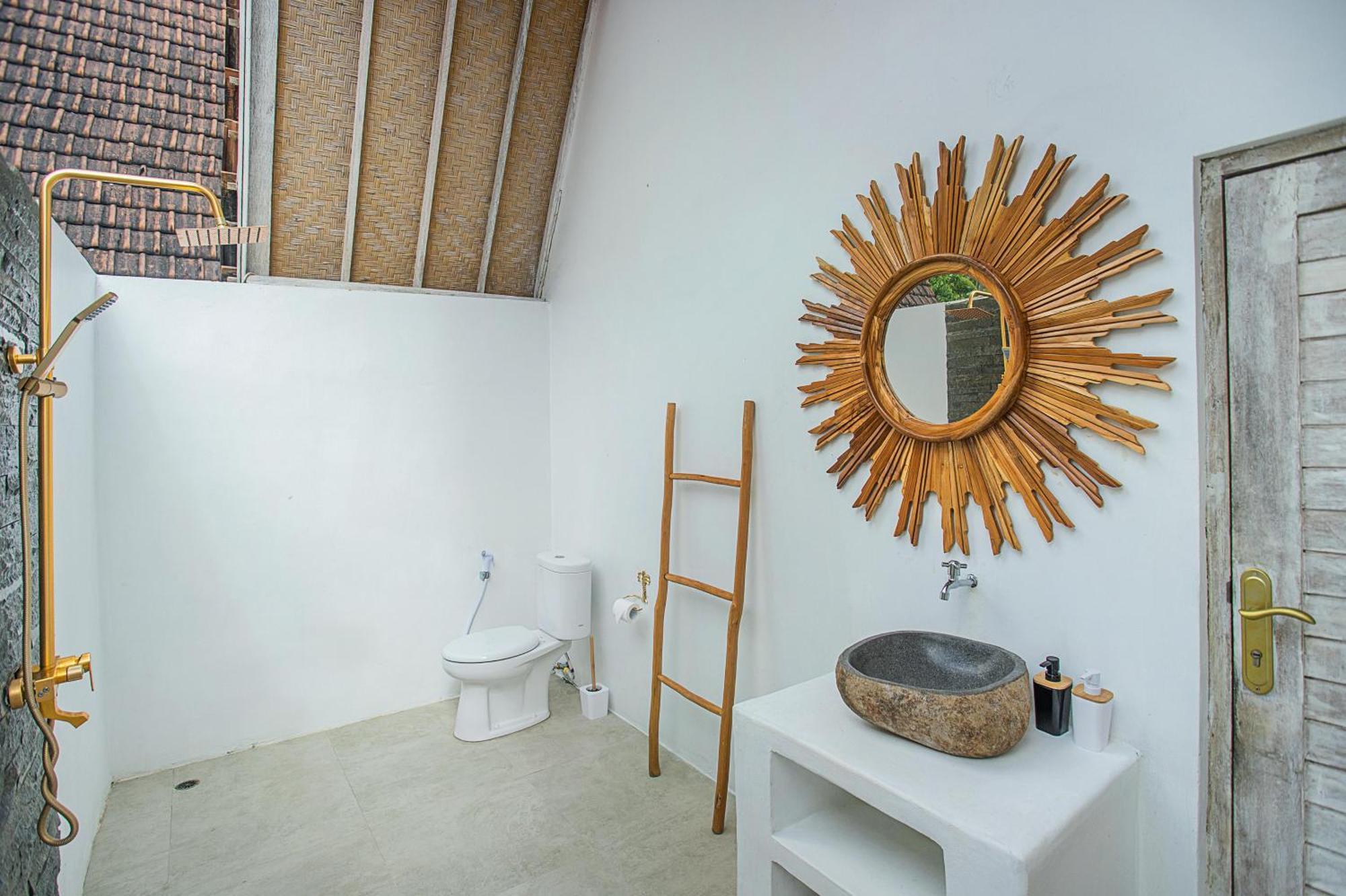 Sunset House Ceningan, 10 Person Beachview Private Villa Nusa Lembongan  Exterior photo
